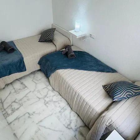 Apartamento áticos *